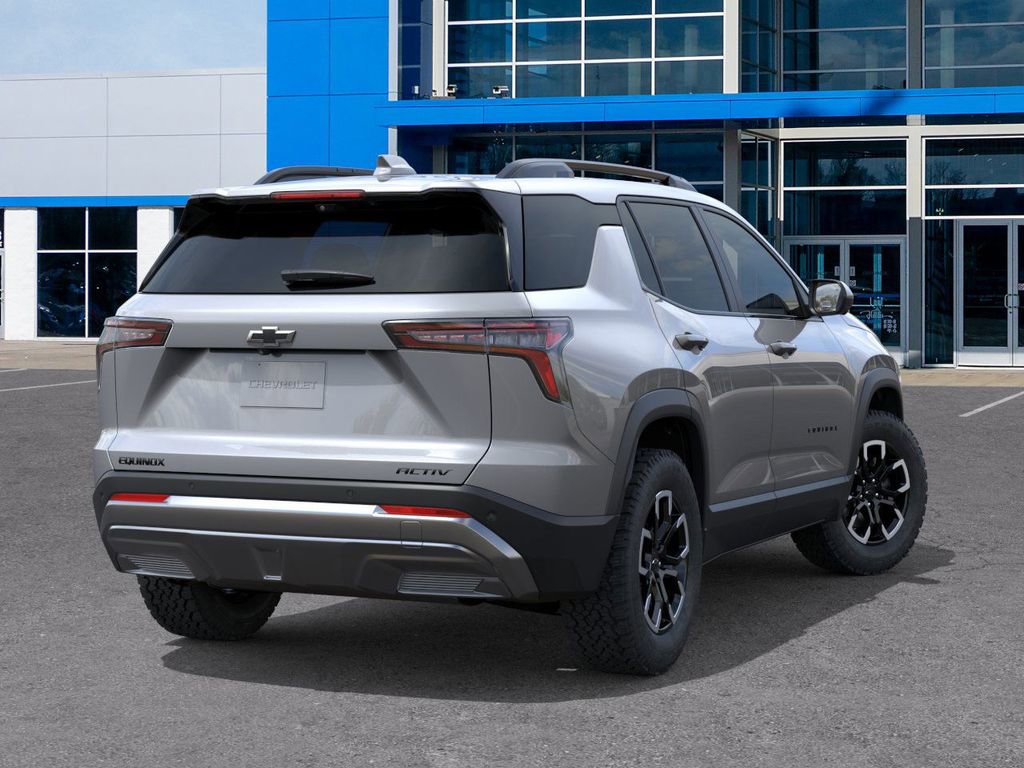 2026 Chevrolet Equinox ACTIV photo 2