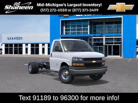 2025 Chevrolet Express Cutaway 3500 1WT Cutaway Van