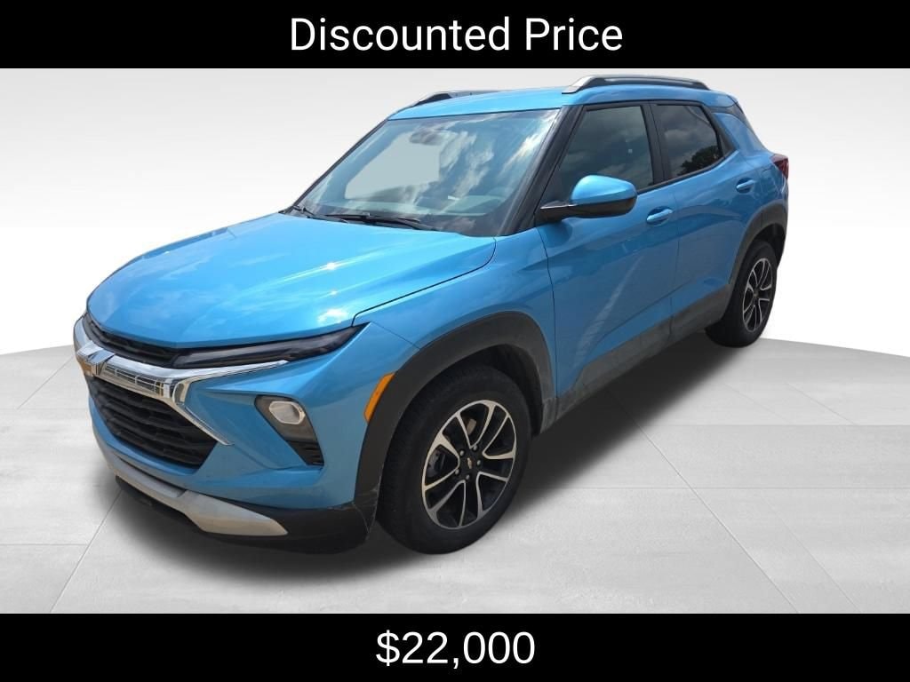 Used 2025 Chevrolet Trailblazer LT SUV