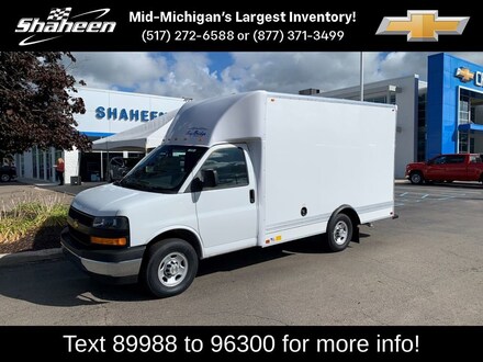2025 Chevrolet Express Cutaway 3500 1WT Cutaway Van