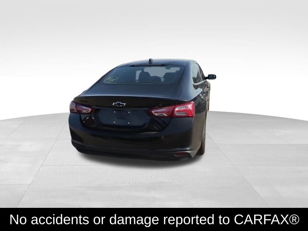 2024 Chevrolet Malibu 1LT photo 4