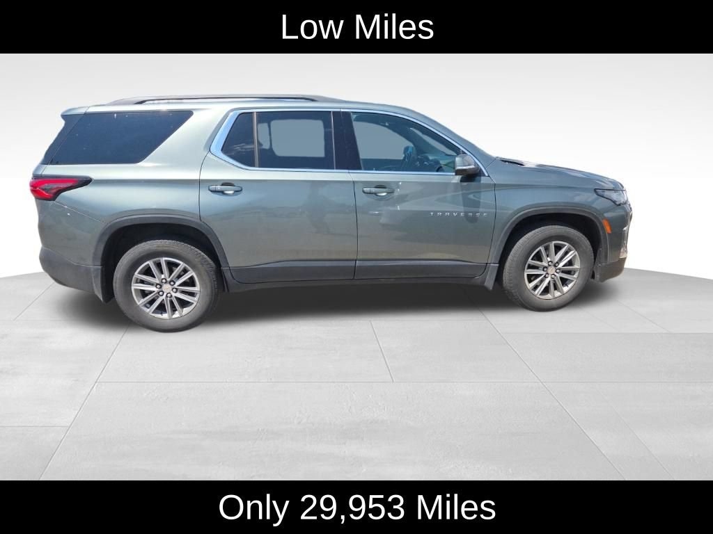 Used 2023 Chevrolet Traverse LT Cloth SUV