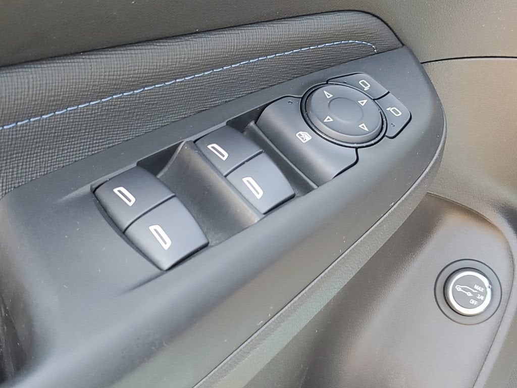 2025 Buick Envista Sport Touring - Photo 27