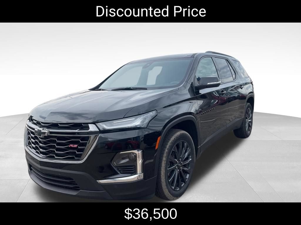 Used 2023 Chevrolet Traverse RS SUV
