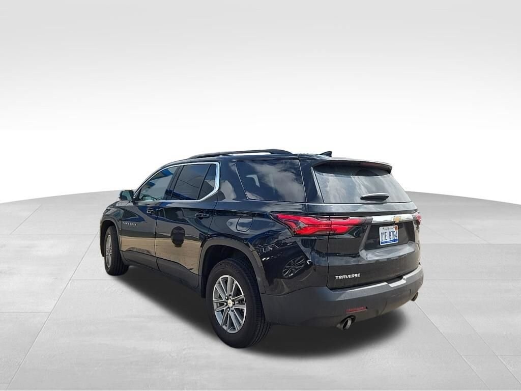 Used 2023 Chevrolet Traverse LT Cloth SUV