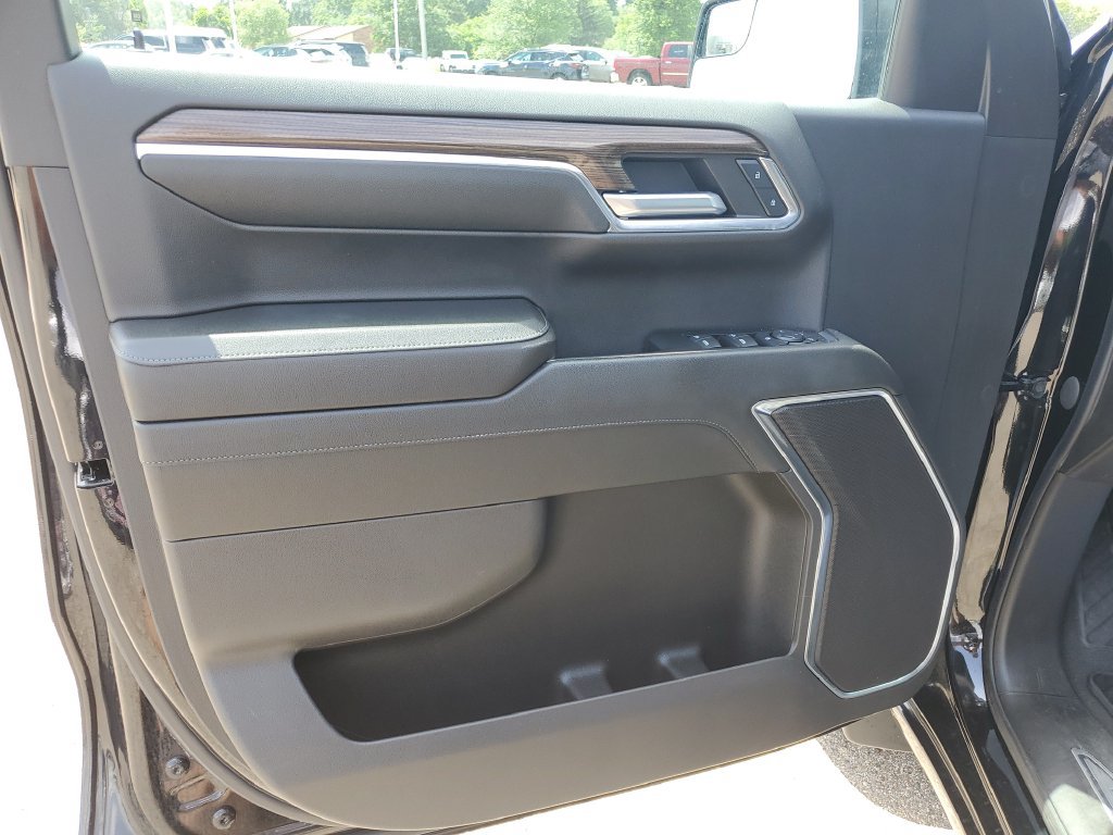 2023 Chevrolet Silverado 1500 LT - Photo 27