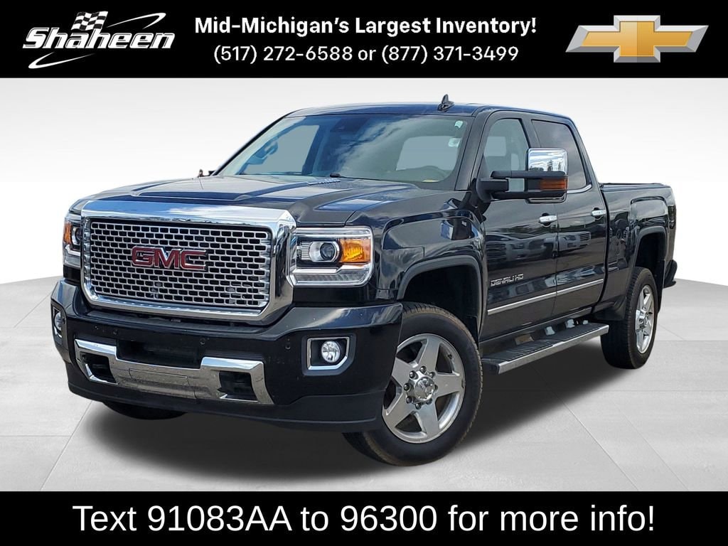 2015 GMC Sierra 4WD Crew Cab Short Box's photo