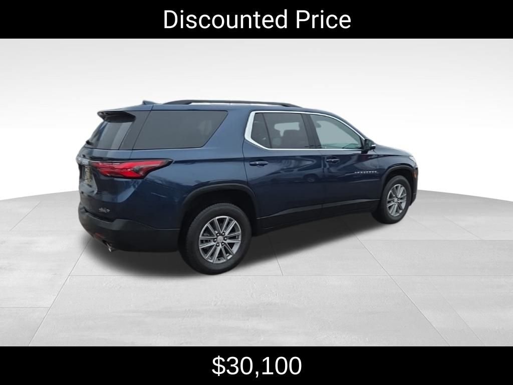 Used 2023 Chevrolet Traverse LT Cloth SUV