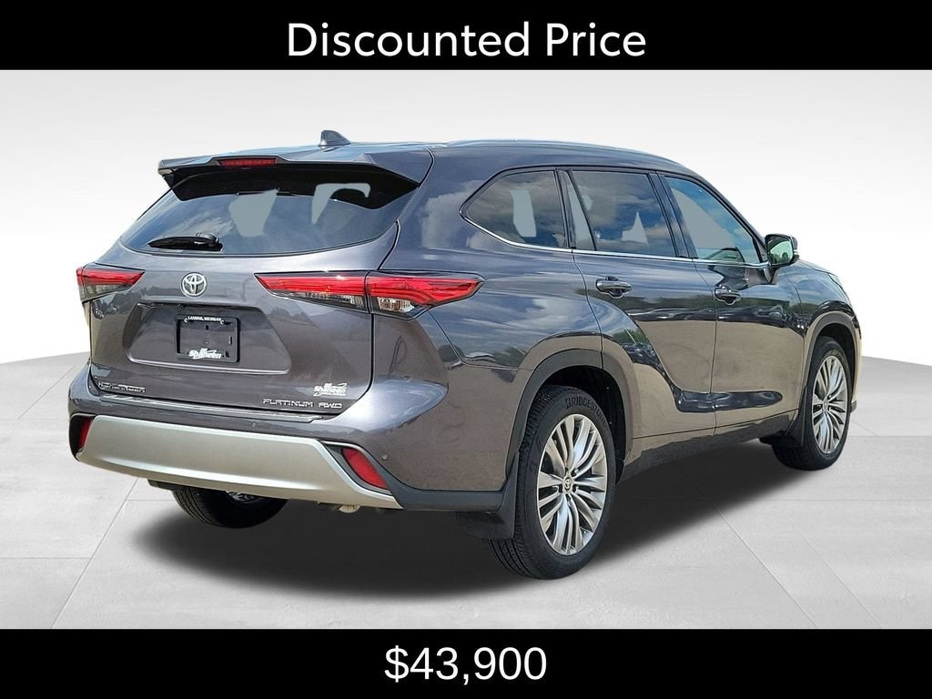 Used 2022 Toyota Highlander Platinum SUV