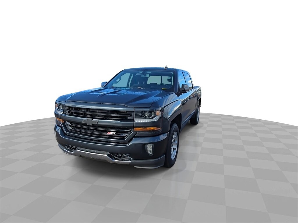 2018 Chevrolet Silverado 1500 LT photo 3