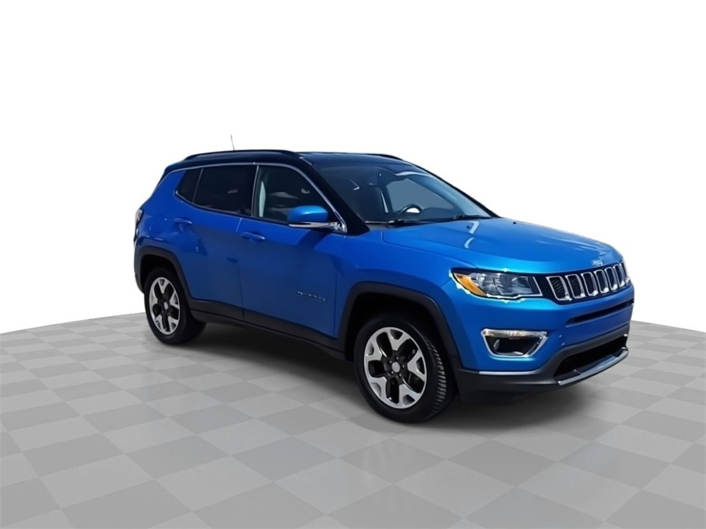Used 2019 Jeep Compass Limited with VIN 3C4NJDCB9KT666433 for sale in Lansing, MI