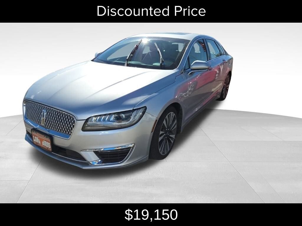 2017 Lincoln MKZ Select photo 3