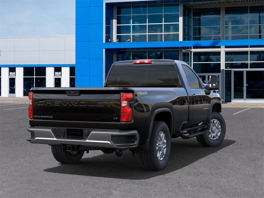 2025 Chevrolet Silverado 2500HD LT photo 4
