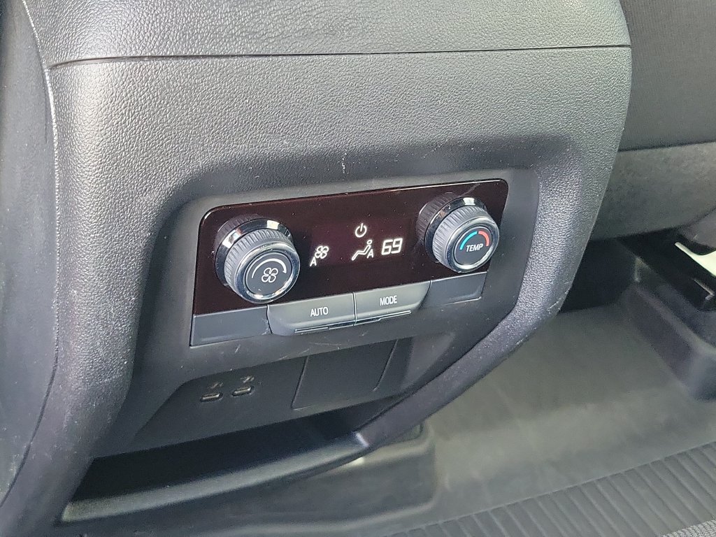 2024 Chevrolet Traverse LS - Photo 29