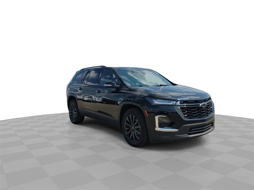 2023 Chevrolet Traverse RS photo 2