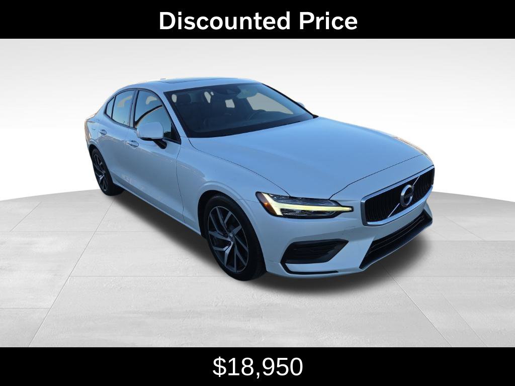 Used 2020 Volvo S60 T6 Momentum Sedan
