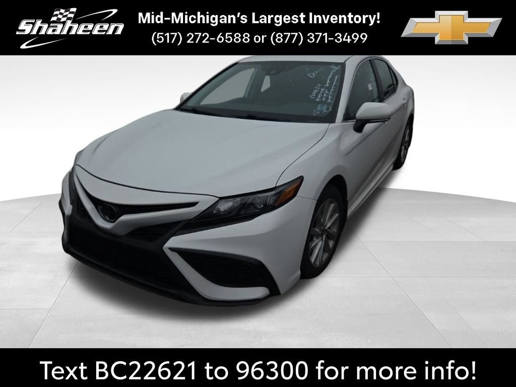 Used 2023 Toyota Camry SE Sedan