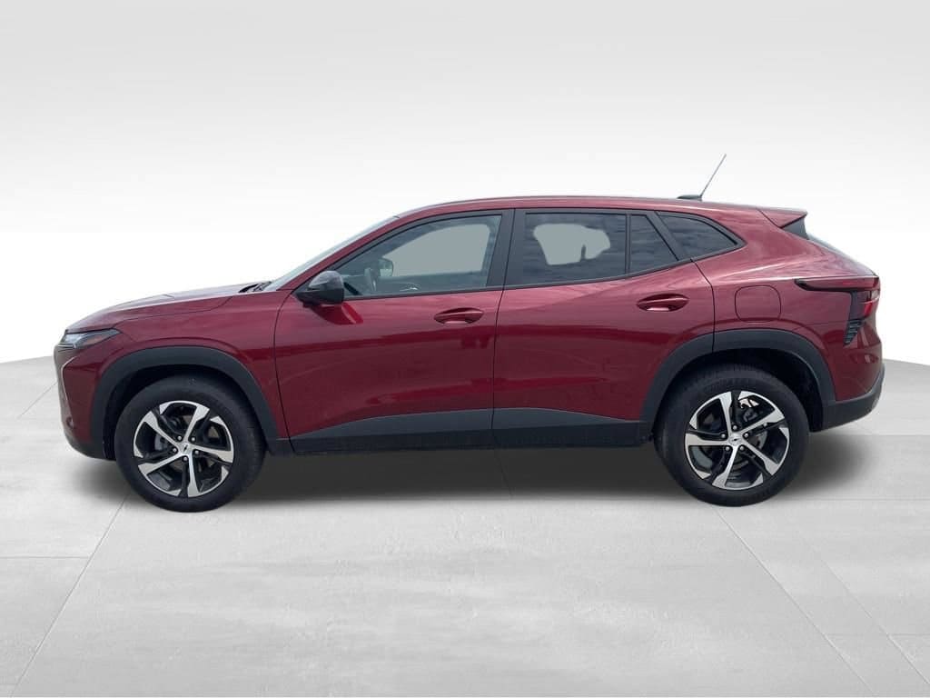 Used 2025 Chevrolet Trax 1RS SUV