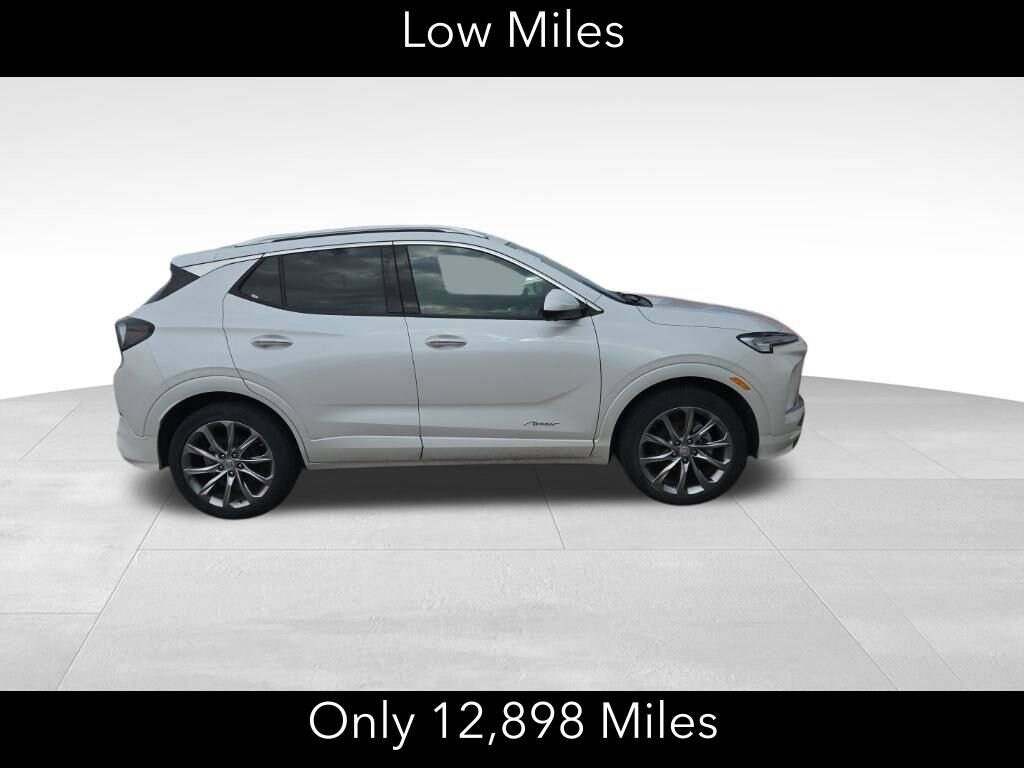 Used 2025 Buick Encore GX Avenir SUV