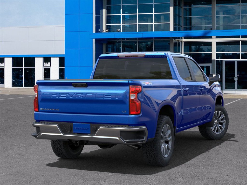 2025 Chevrolet Silverado 1500 LT photo 2