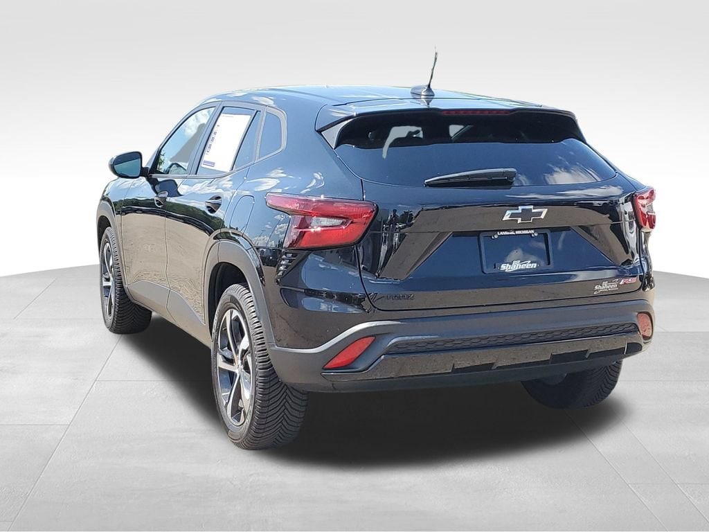 Used 2024 Chevrolet Trax 1RS SUV