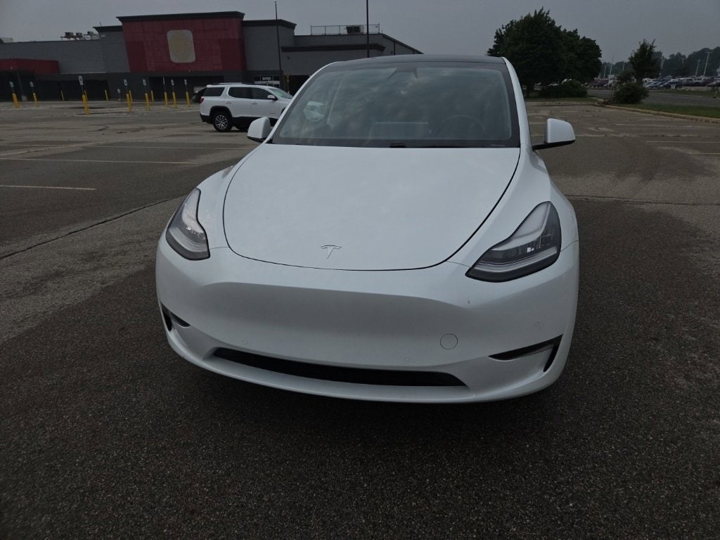 Used 2020 Tesla Model Y Long Range with VIN 5YJYGDEE3LF013308 for sale in Lansing, MI