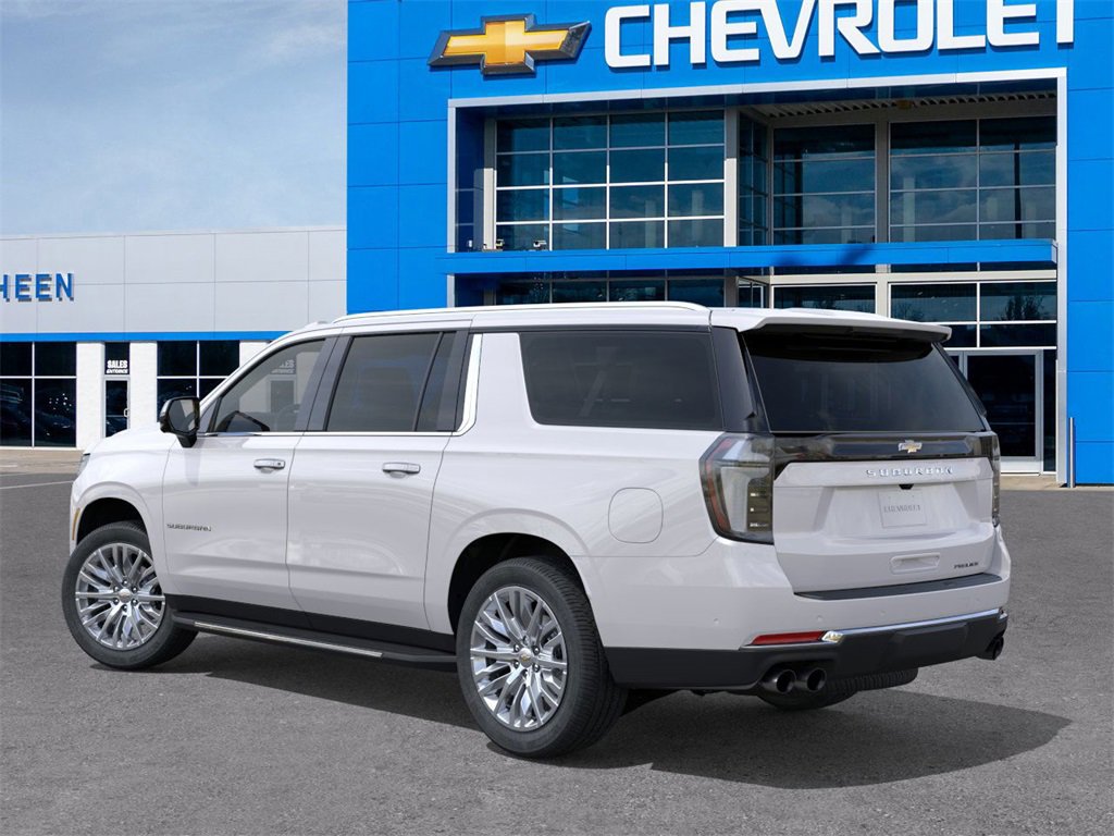 2025 Chevrolet Suburban Premier photo 3