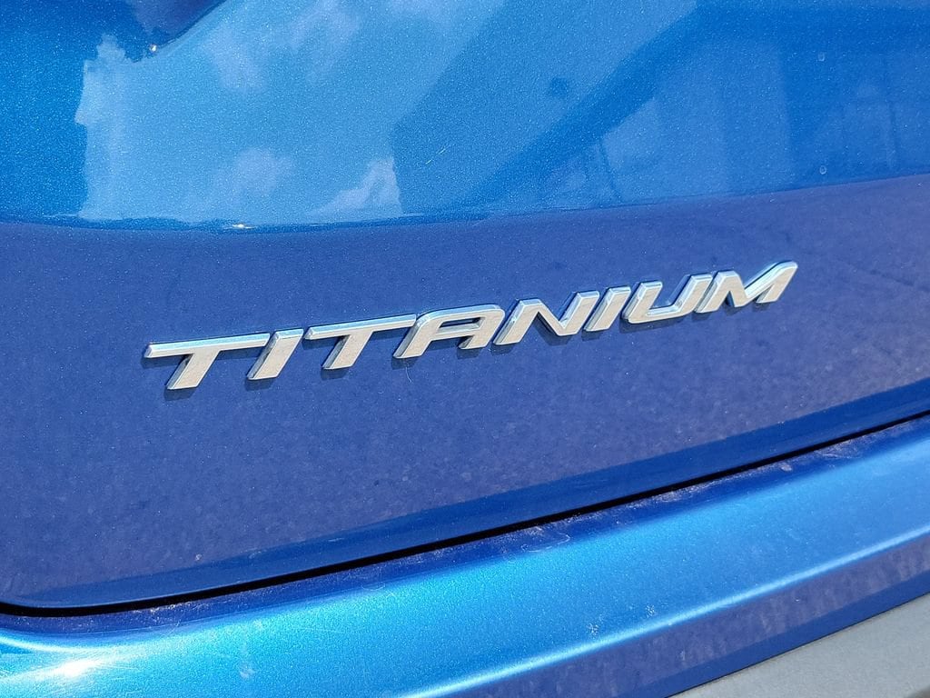 2022 Ford Edge Titanium - Photo 38