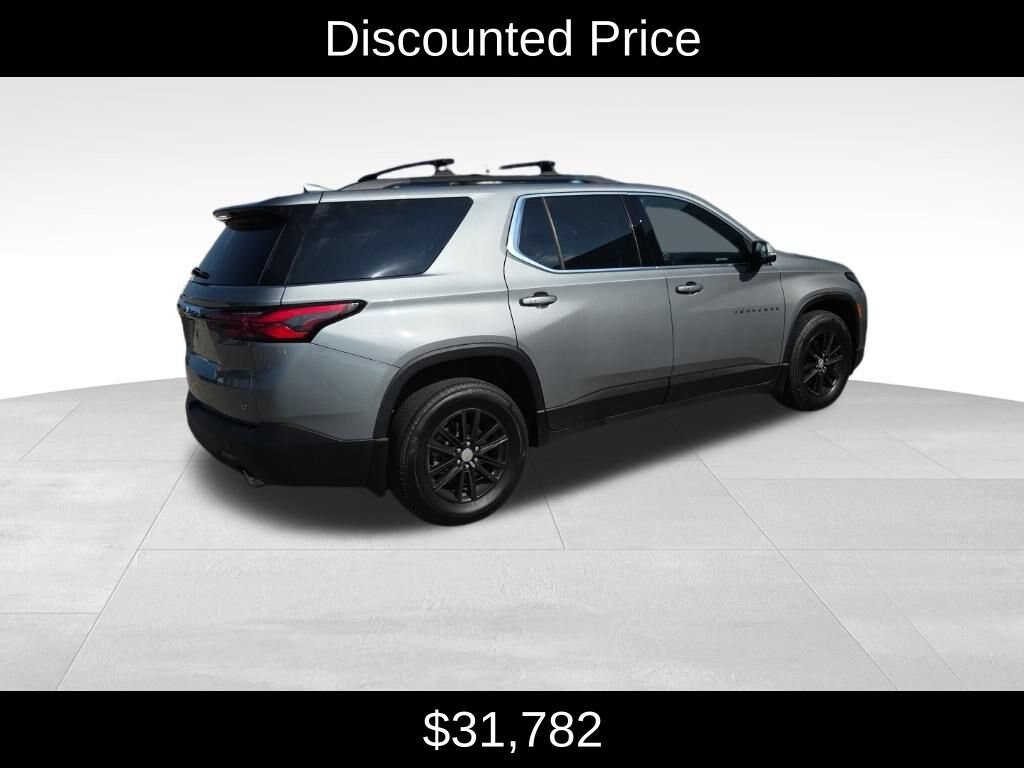 Used 2023 Chevrolet Traverse LT Cloth SUV