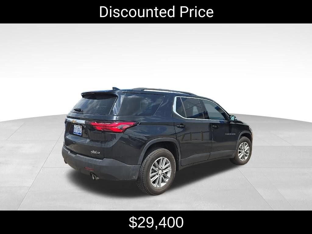 Used 2023 Chevrolet Traverse LT Cloth SUV