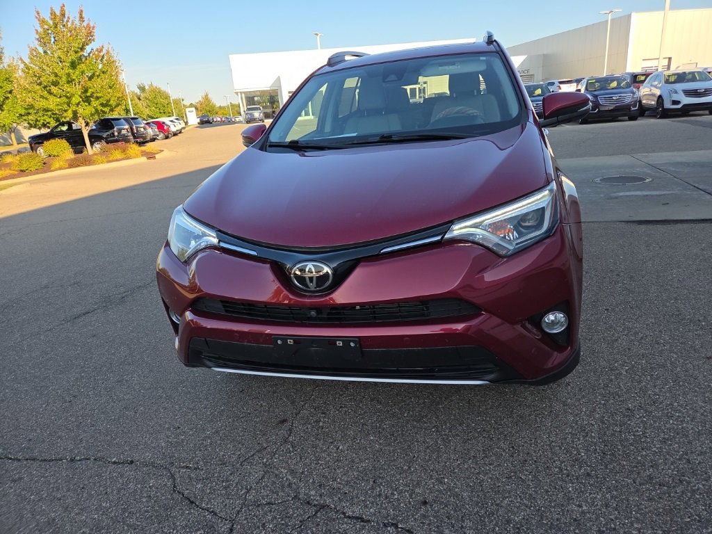 2018 Toyota RAV4 Limited photo 3