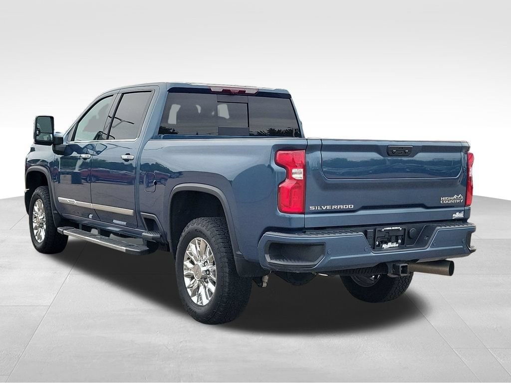 Used 2024 Chevrolet Silverado 2500 HD High Country Truck Crew Cab