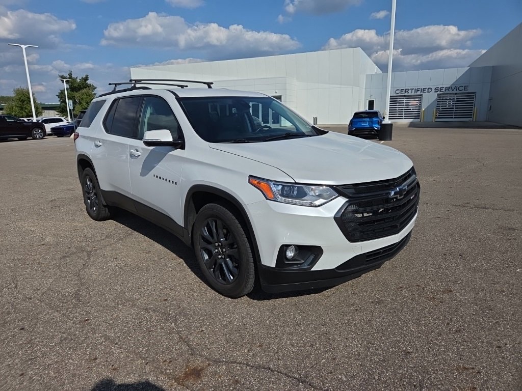2021 Chevrolet Traverse RS photo 2