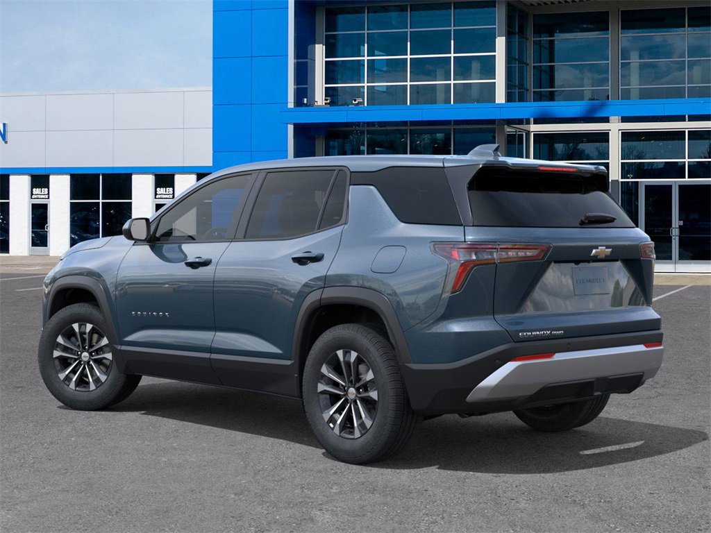 2026 Chevrolet Equinox LT photo 2