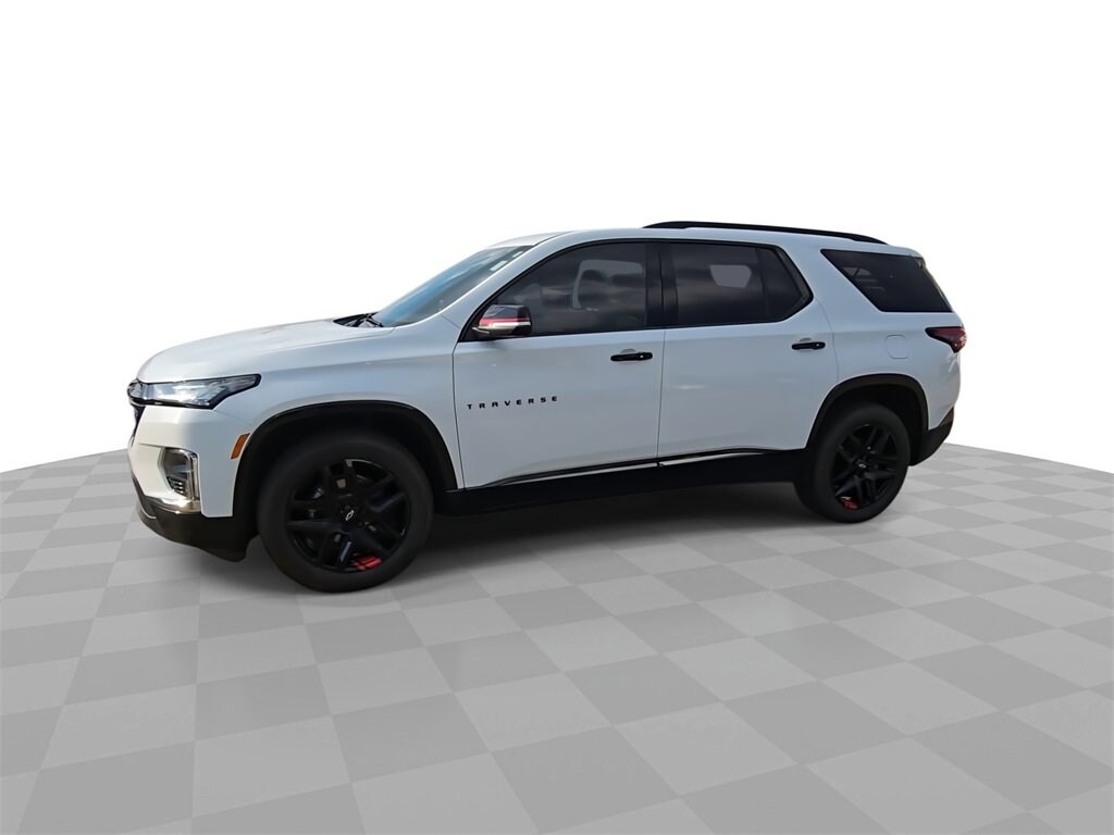 2023 Chevrolet Traverse Premier photo 3
