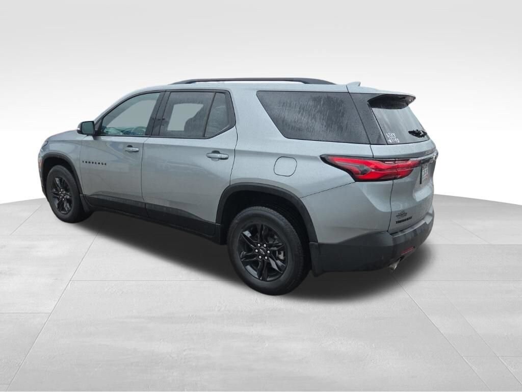 Used 2023 Chevrolet Traverse LT Cloth SUV