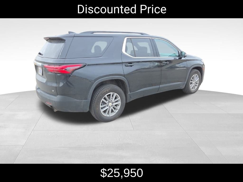 Used 2022 Chevrolet Traverse LT Cloth SUV
