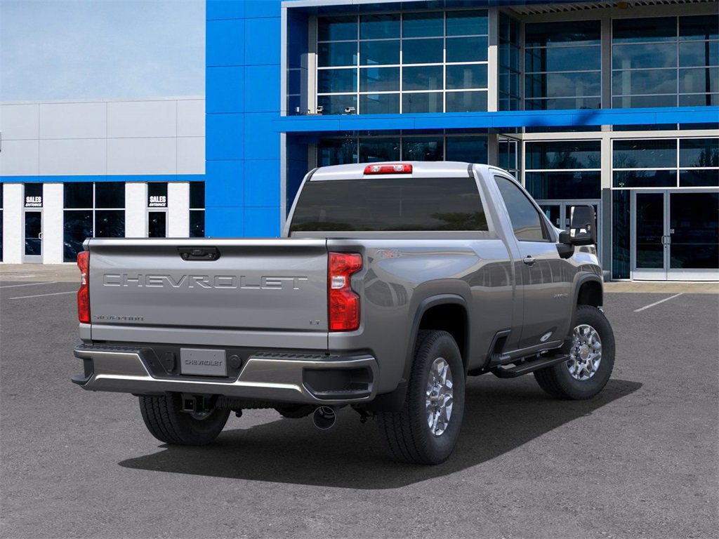 2025 Chevrolet Silverado 2500HD LT photo 4