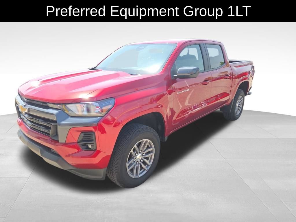 2024 Chevrolet Colorado LT - Photo 8