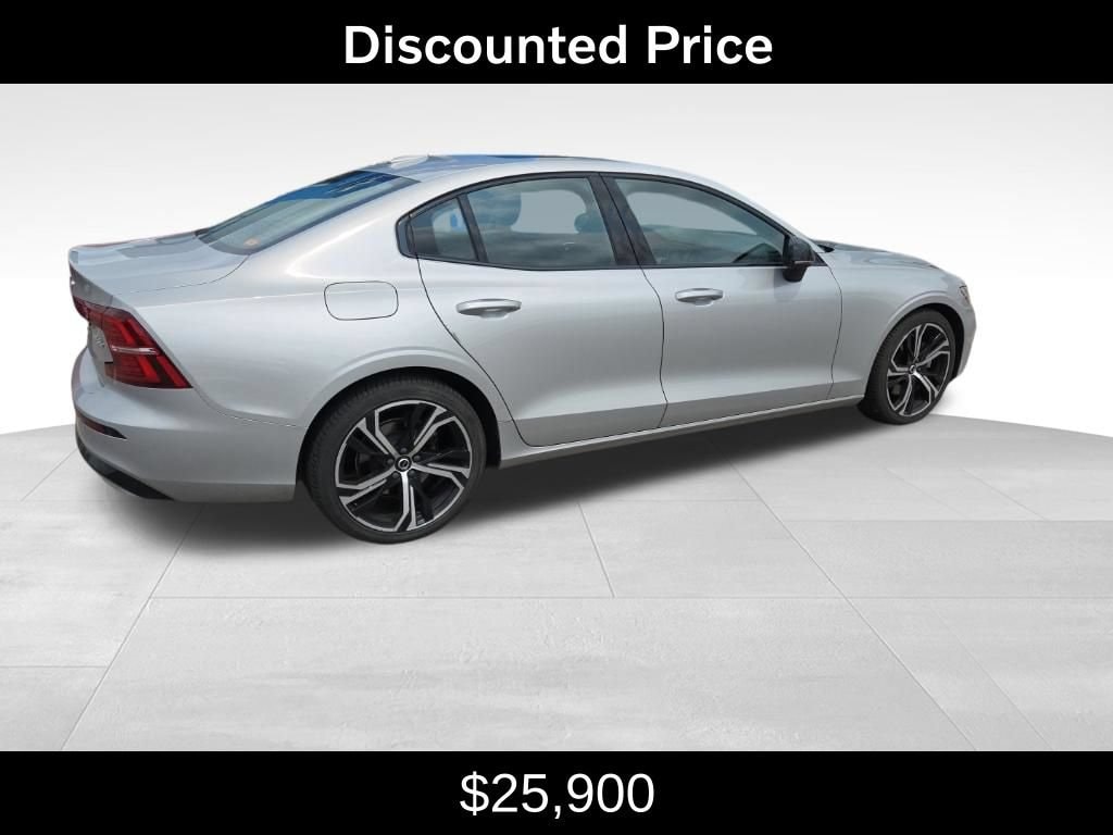 Used 2024 Volvo S60 Core Dark Theme Sedan