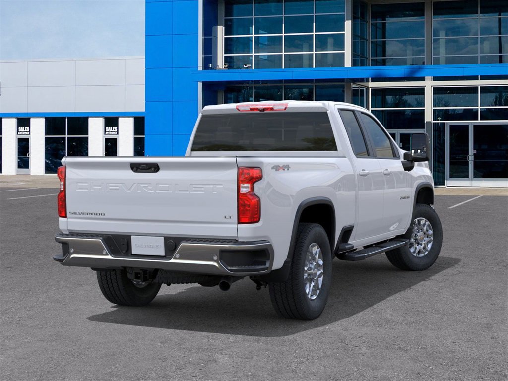 2026 Chevrolet Silverado 2500HD LT photo 3