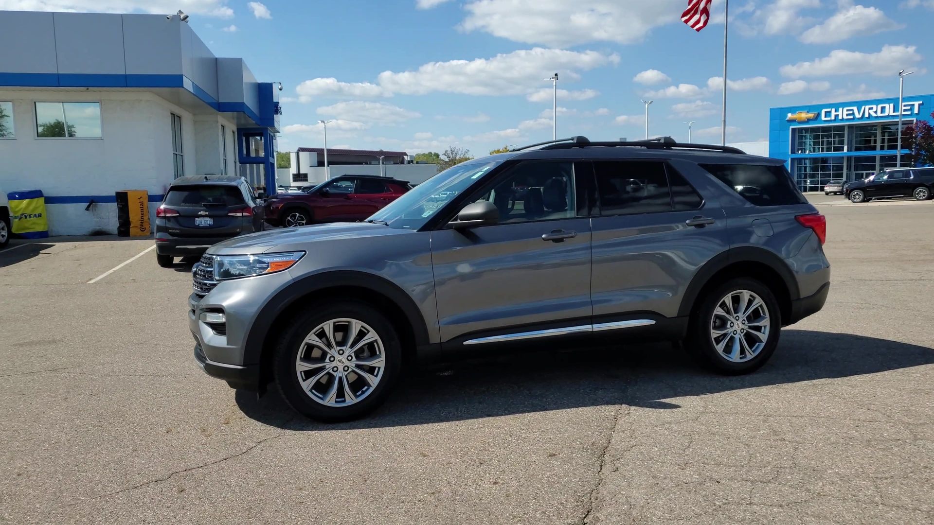 2021 Ford Explorer XLT photo 4
