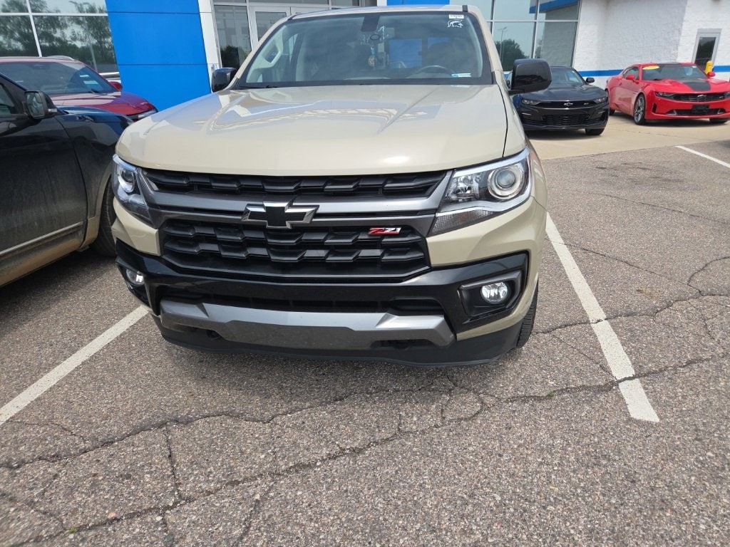 Used 2022 Chevrolet Colorado Z71 with VIN 1GCGTDEN1N1102846 for sale in Lansing, MI