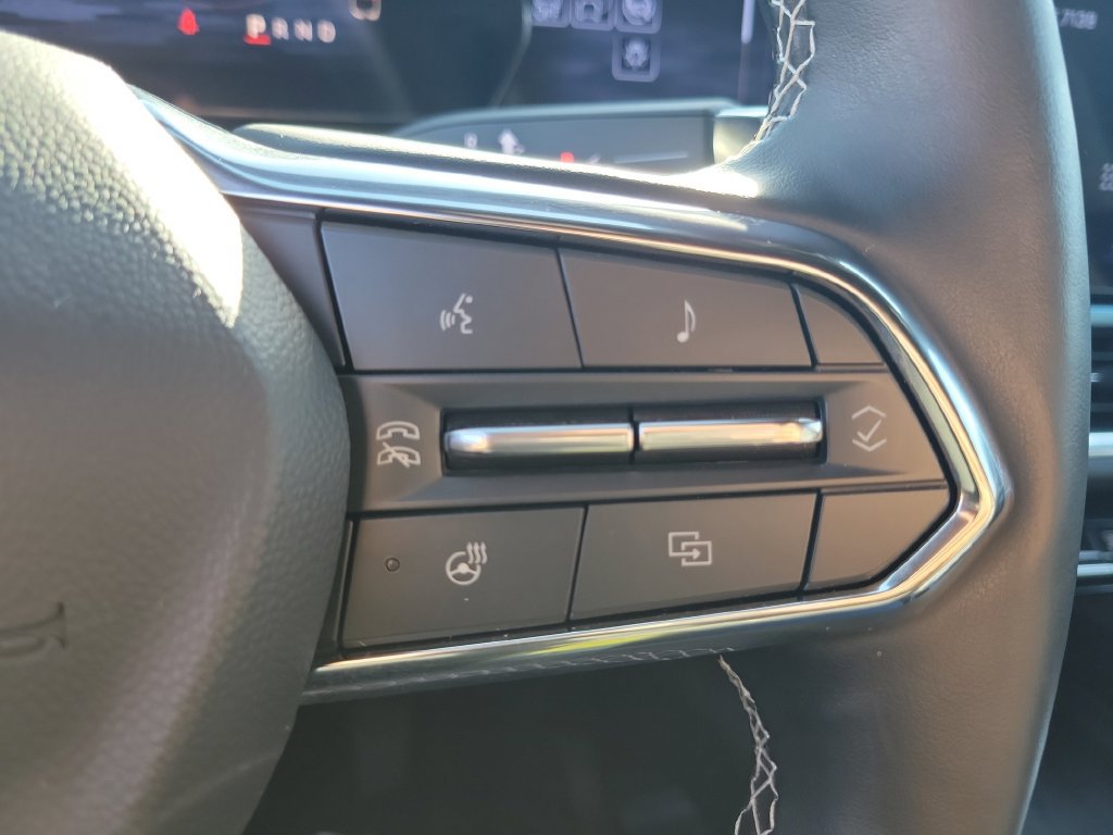 2025 Chevrolet Equinox EV LT - Photo 13