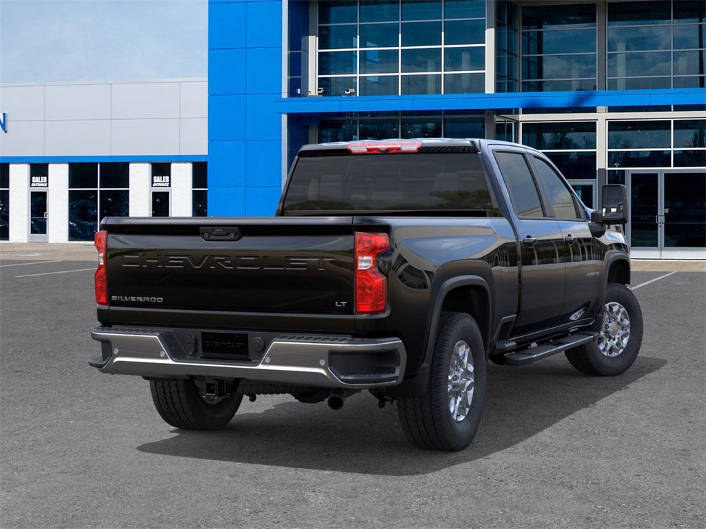 2026 Chevrolet Silverado 2500HD LT photo 4