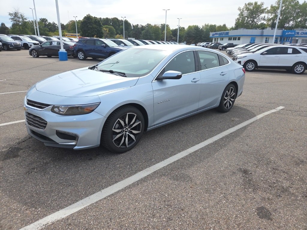 2017 Chevrolet Malibu 1LT photo 4