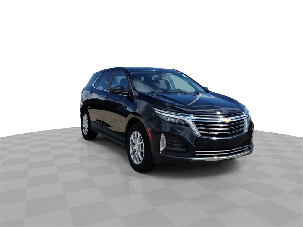 2022 Chevrolet Equinox LT photo 3