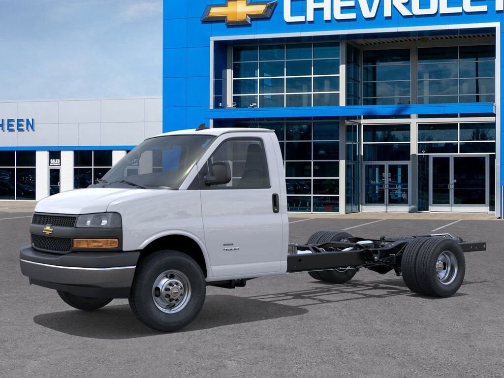 New 2025 Chevrolet Express Cutaway 3500 1WT Cutaway Van