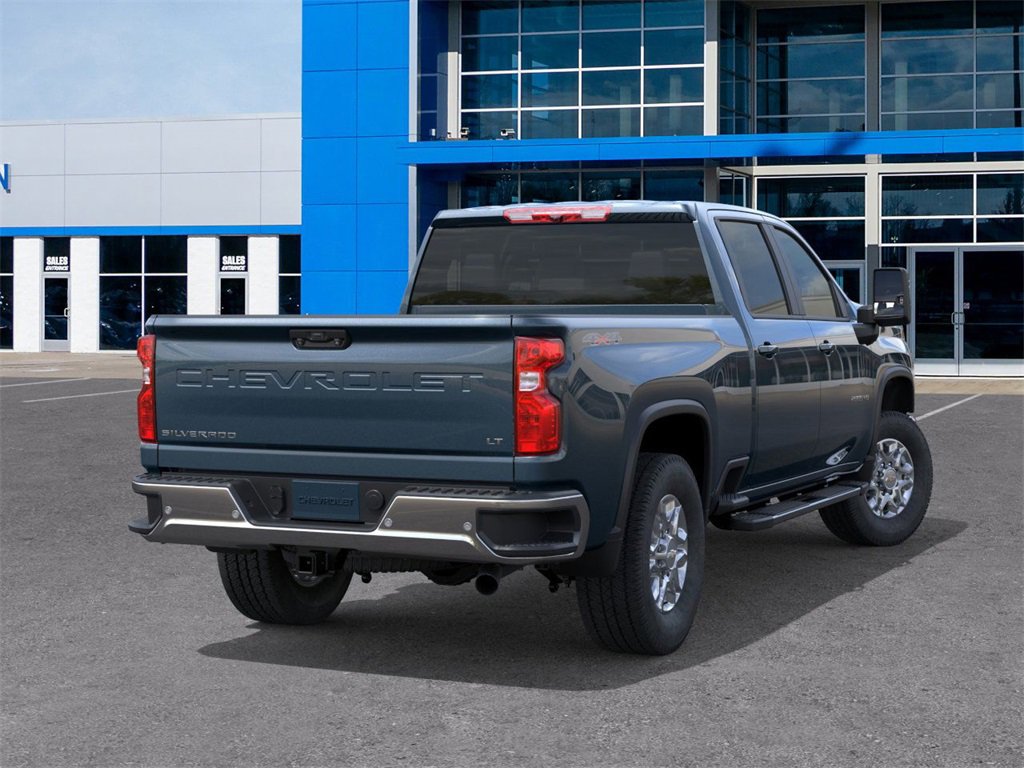 2026 Chevrolet Silverado 2500HD LT photo 4