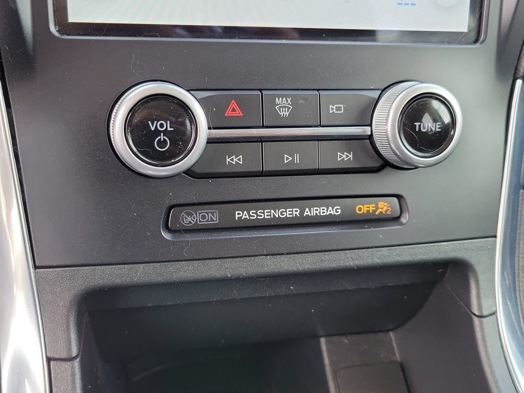 2022 Ford Edge Titanium - Photo 25